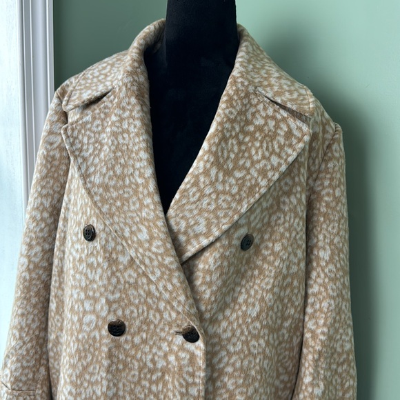 Ann Taylor tan and cream leopard print jacket XL - Picture 2 of 7